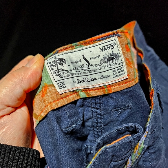 VANS JOEL TUDOR COLLECTION Chino Shorts 40" - Picture 3 of 4
